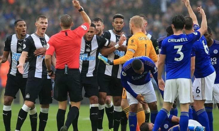 Isaac Hayden straight red card left Newcastle with 10 men