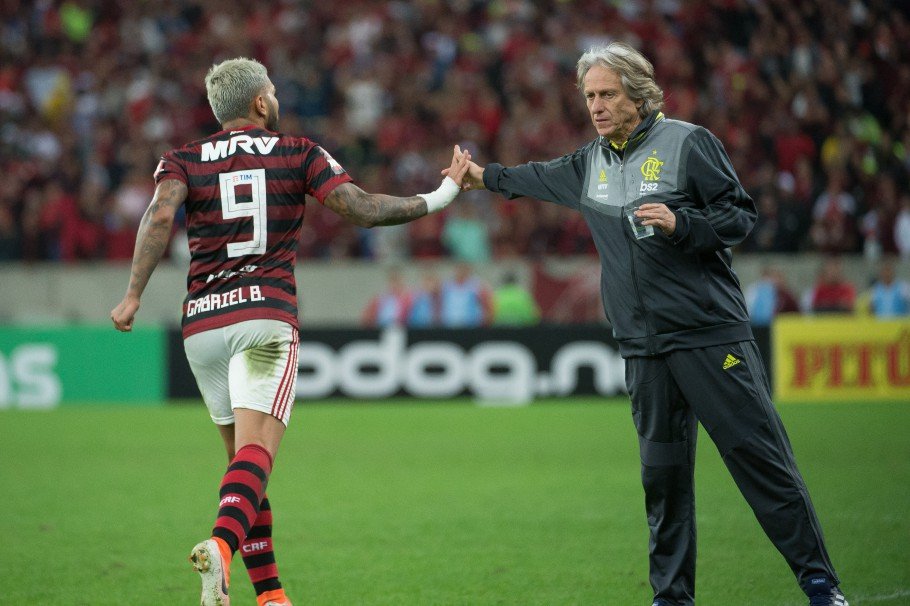 Former Inter Milan striker Gabriel Barbosa is Flamengo's attacking reference. Would manager Jorge Jesus like to add Zlatan to his attack?
Credits: CBF