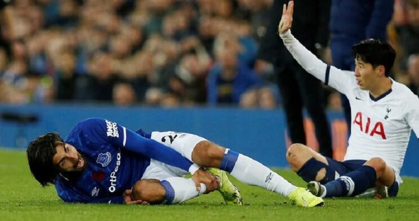 Andre Gomes injury against Tottenham